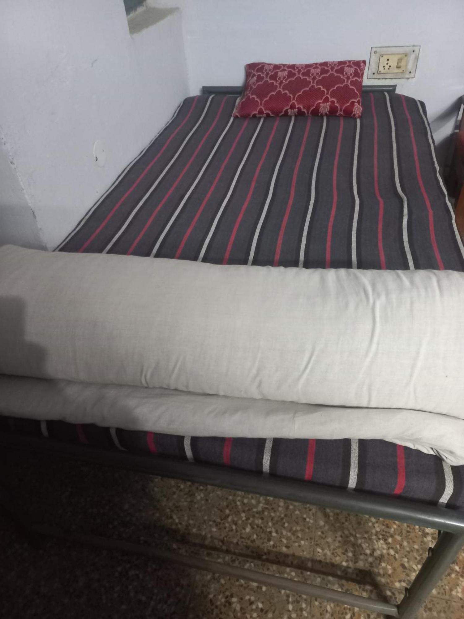 Nigam Stay Home B-663, Kareli Allāhābād Junction מראה חיצוני תמונה